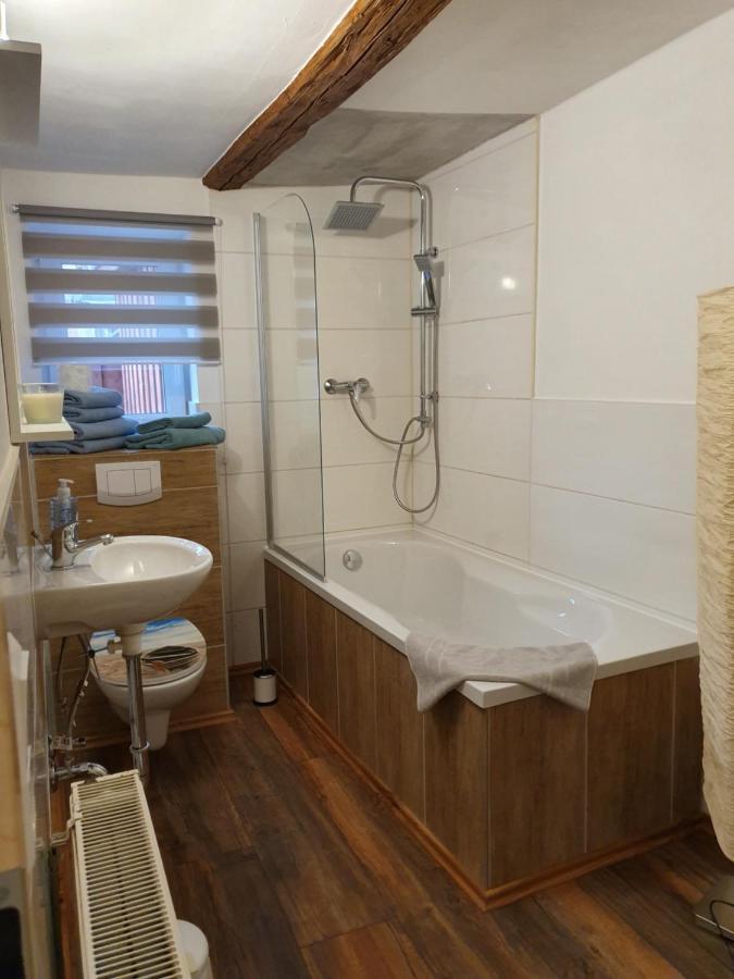 Eddy'S Stadt Appartement 크베들린부르크 외부 사진